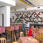 فندق Luar 3*