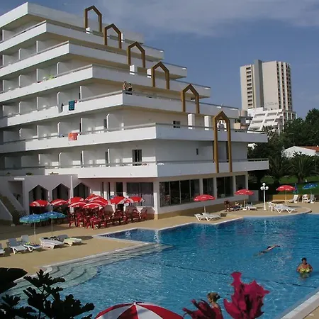Hotel Luar