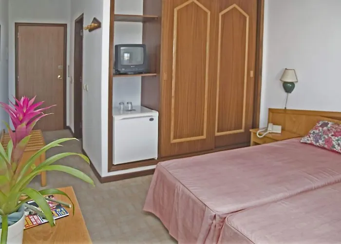 Luar 3* بورتيماو