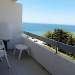 Luar Hotel