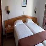 Luar Hotel 3*