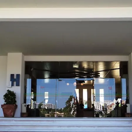 Hotel Luar